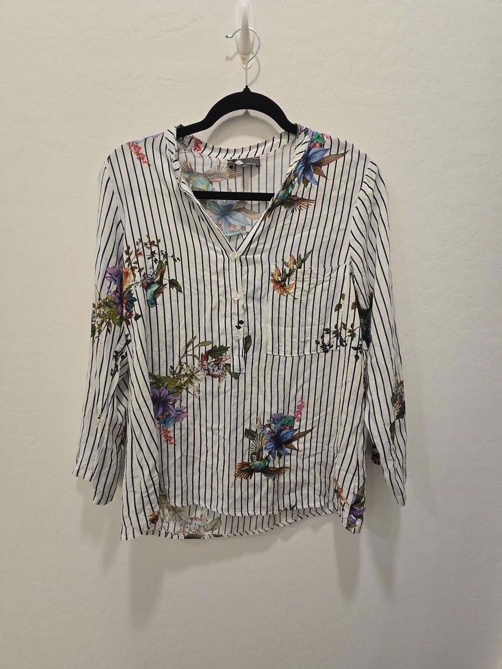 M Made In Italy Blouse Size M Striped Floral